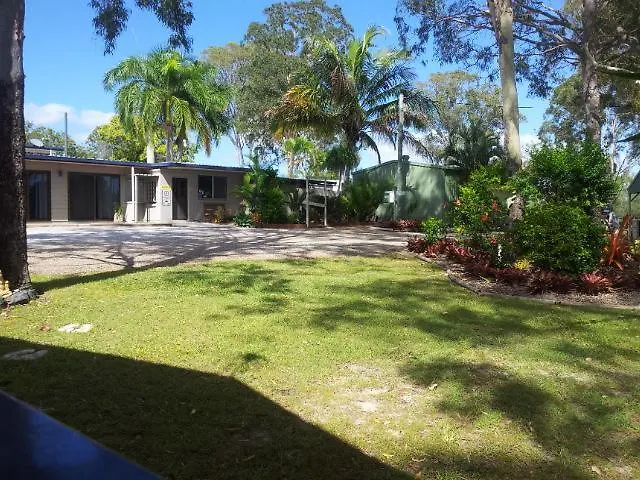 Greenacres Motel / Van Park